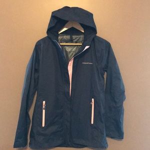 Vineyard Vines rain jacket with hood